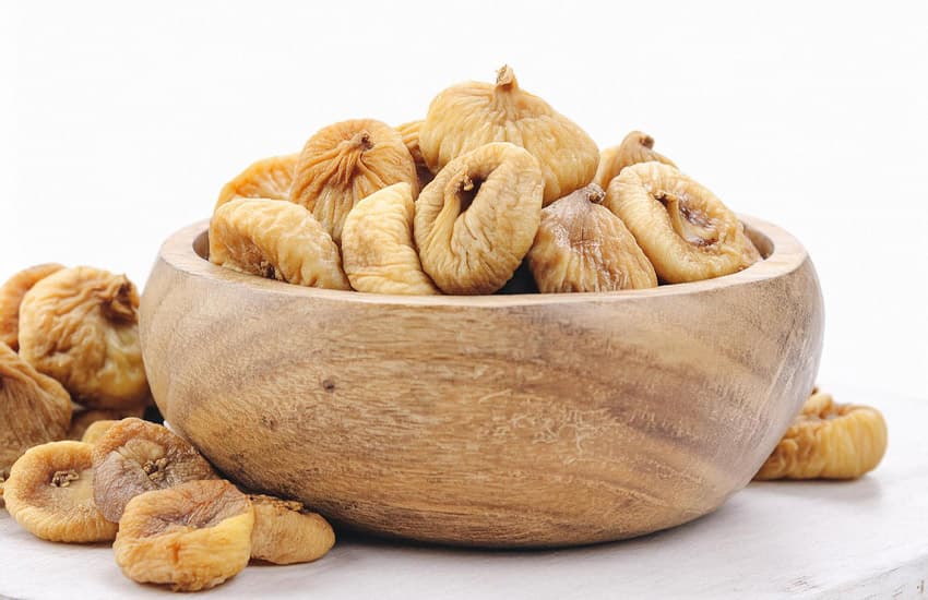 انجیر خشک استهبان درجه یک شیرین و طبیعی و بدون افزودنی